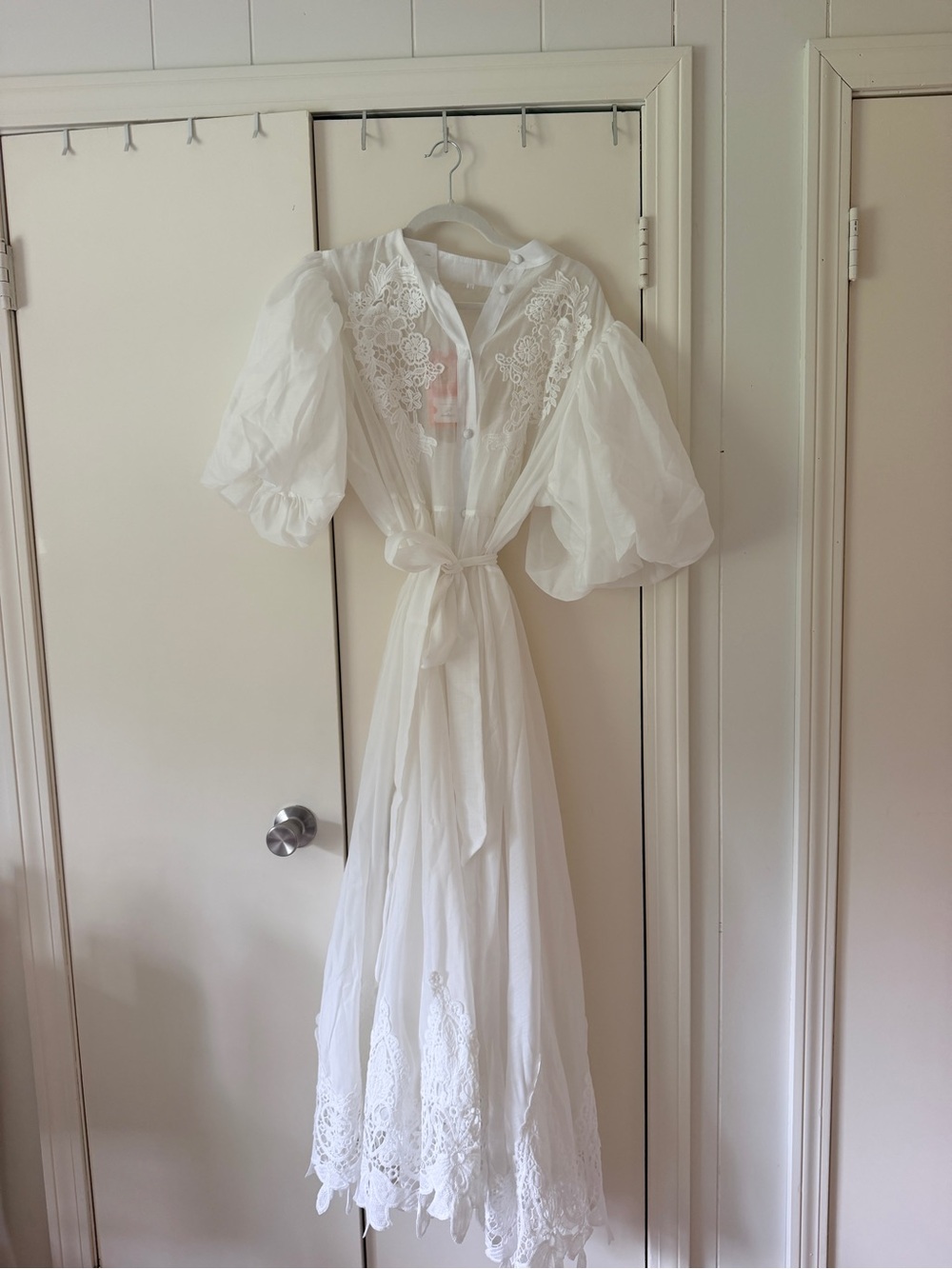White Lace Trim Puff Sleeve Maxi Dress